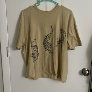 tan urban outfitters tiger tee-oversized